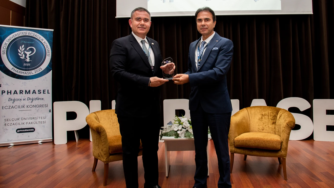 Eczacılığın duayenleri Selçuk Üniversitesinde buluştu